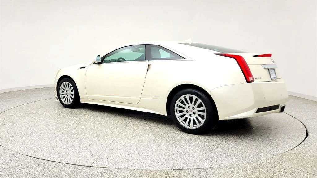 Used 2014 White Diamond Tricoat Cadillac 2dr Coupe RWD image 7