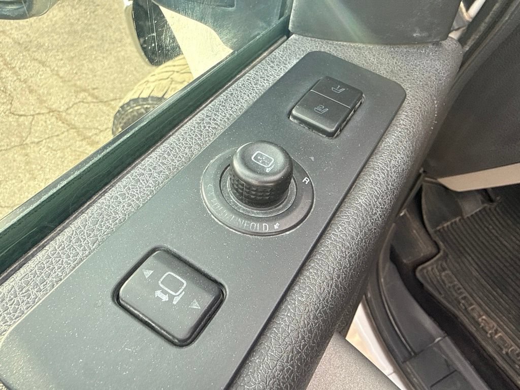 Used 2014 Oxford White Ford Lariat image 19