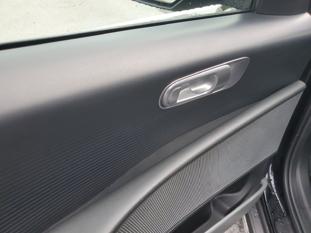 Used 2024 Black Hyundai SEL image 11
