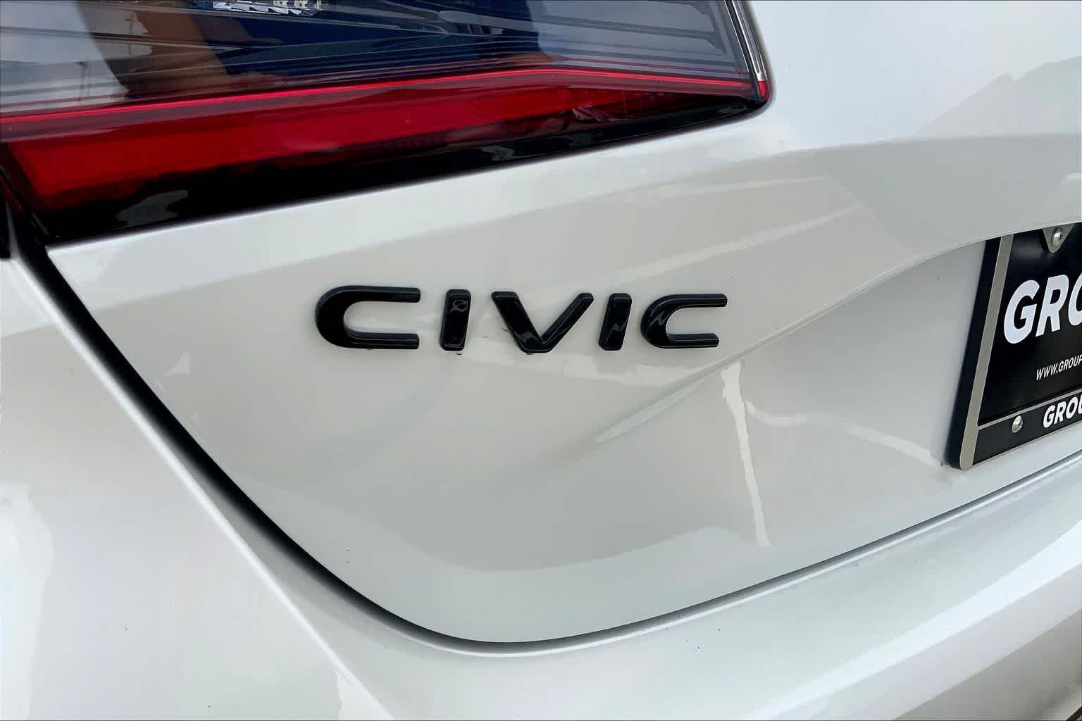 New 2026 Platinum White Pearl Honda 2WD SPORT image 15