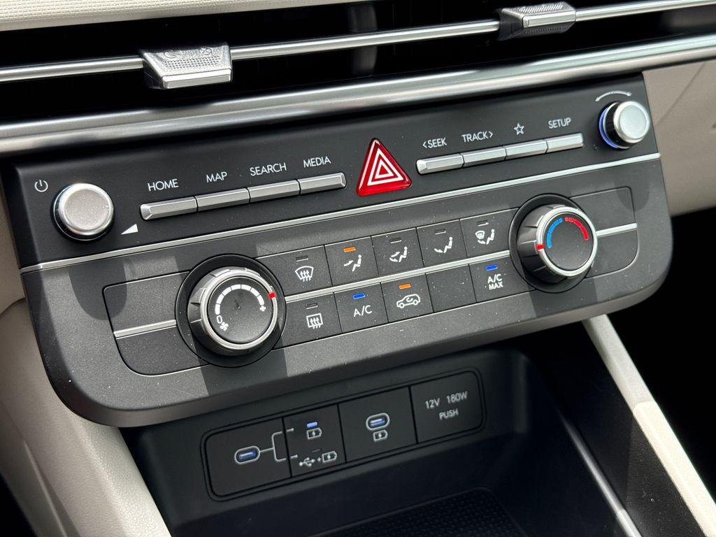 New 2026 White Hyundai SE FWD image 25