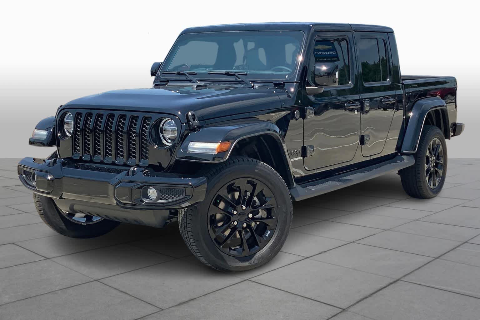 Used 2022 Black Clearcoat Jeep High Altitude image 3