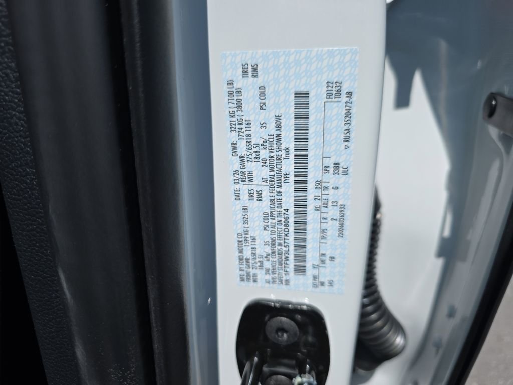 New 2026 Oxford White Ford XLT image 37