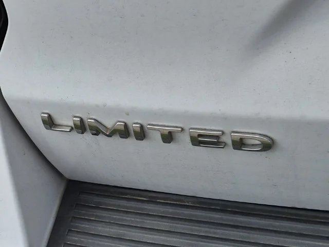 Used 2021 Oxford White Ford Limited image 5