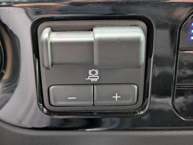 Used 2025 Black Chevrolet LTZ image 22