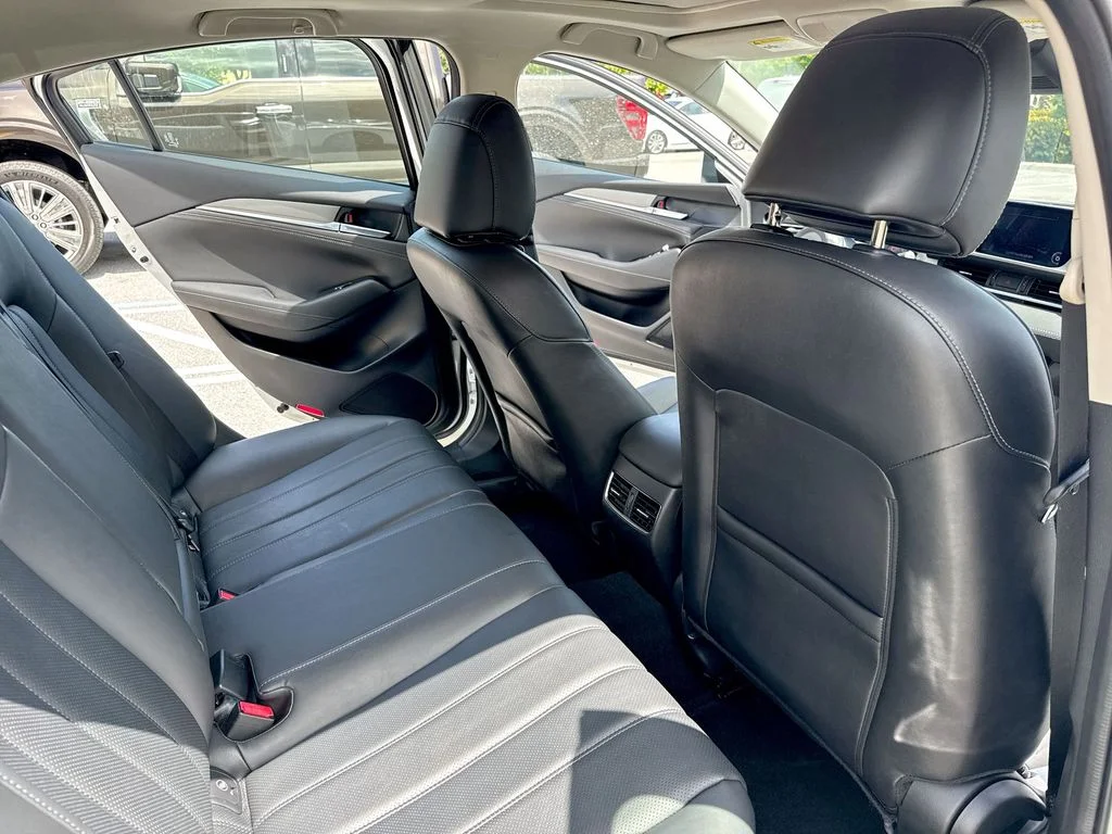 Used 2020 Snowflake White Pearl Mica Mazda Touring image 33