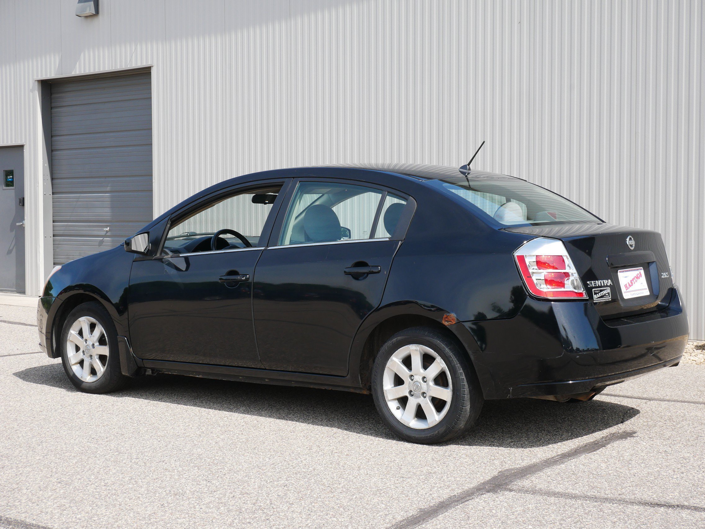 Used 2007 Black Nissan  image 3