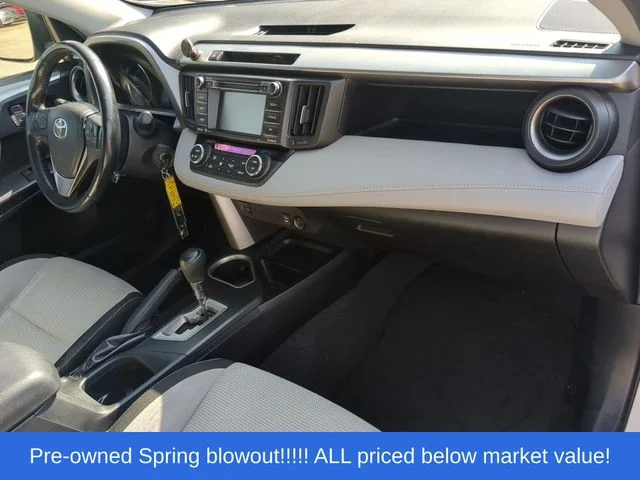 Used 2016 White Toyota XLE image 47