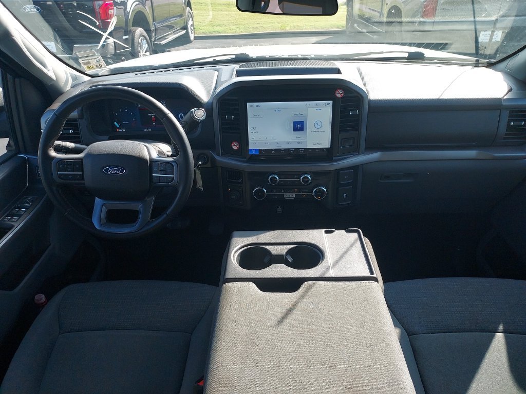 Used 2025 White Ford XLT image 15