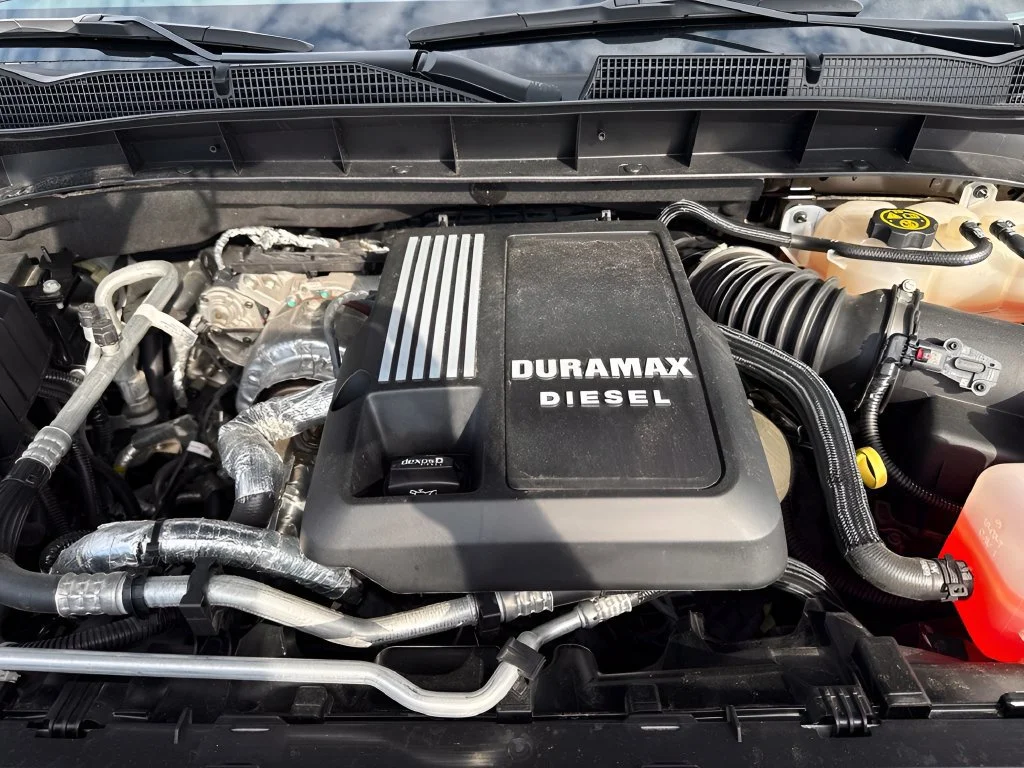 Used 2022 WHITE FROST TRICOAT GMC Denali image 31