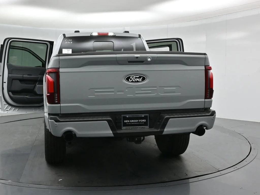 New 2026 Avalanche Ford Lariat image 31