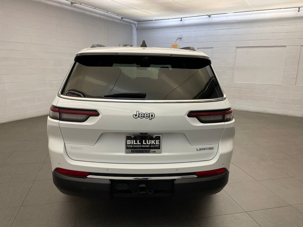 New 2025 Bright White Clear-Coat Exterior Paint Jeep Limited image 4