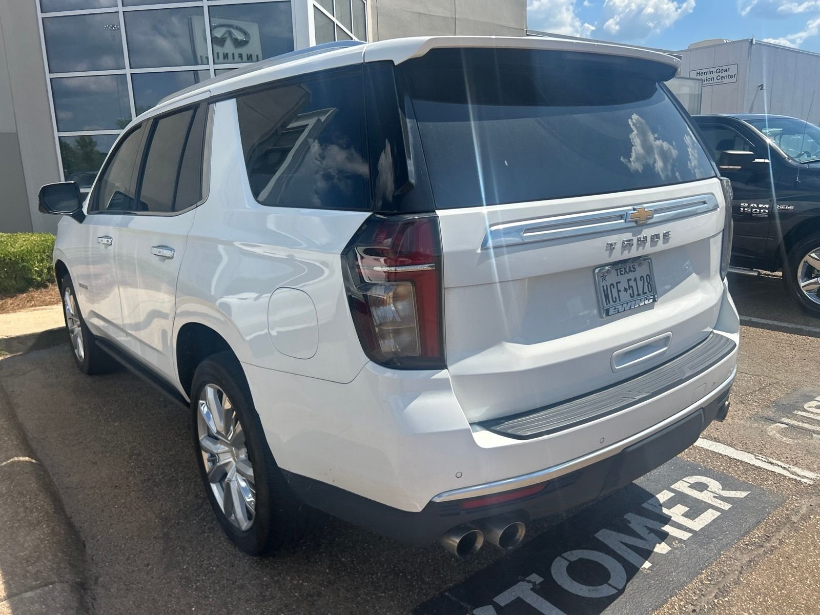 Used 2021 White Chevrolet High Country image 20