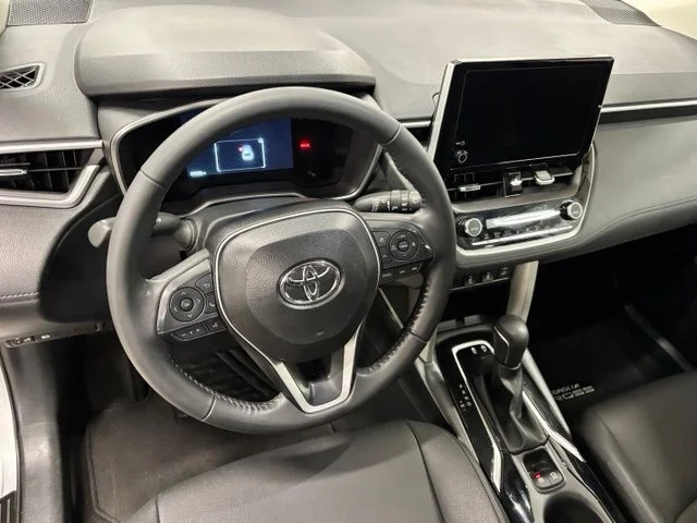 Used 2025 Silver Toyota XLE image 15