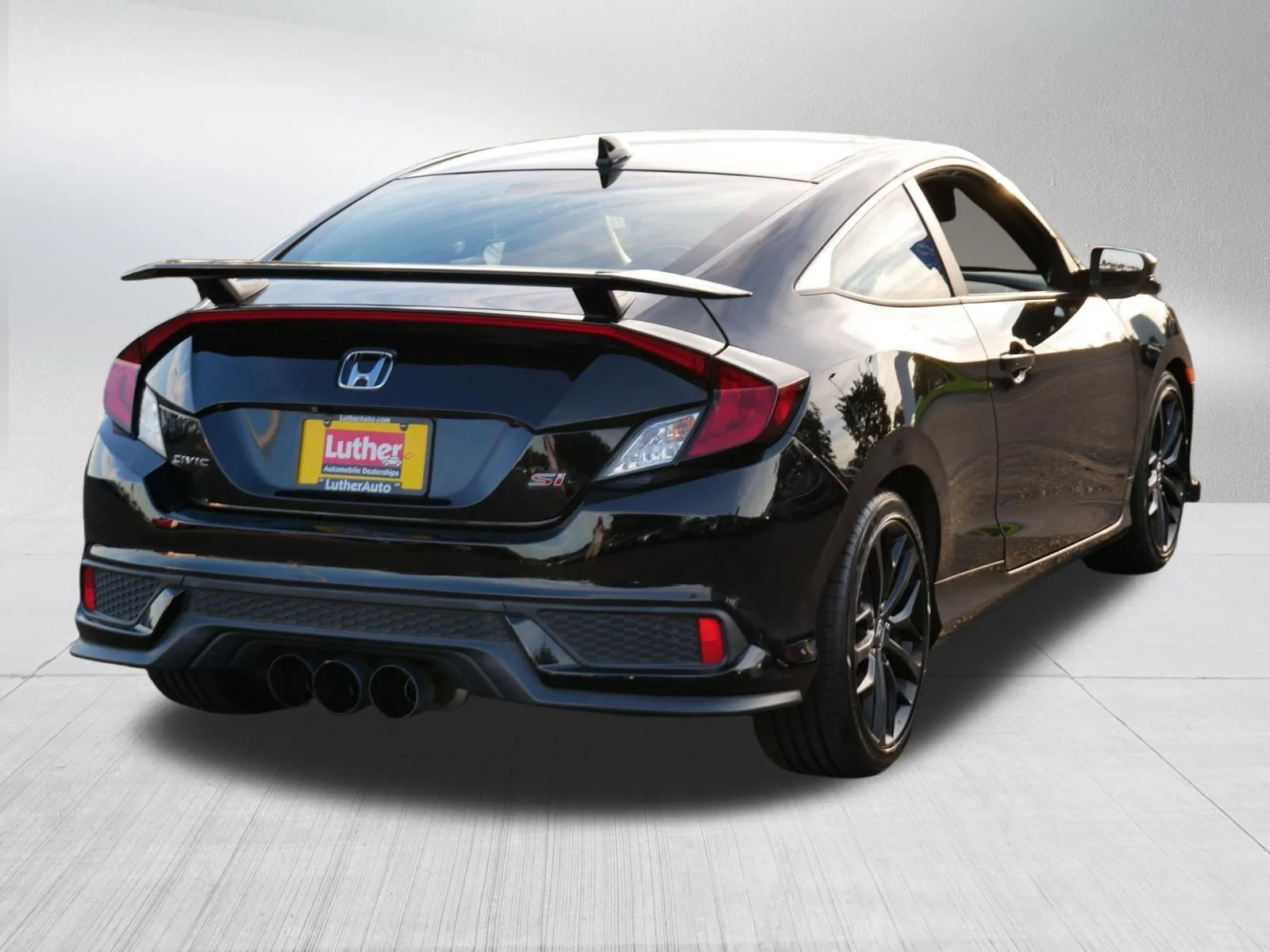 Used 2020 Crystal Black Pearl Honda  image 6