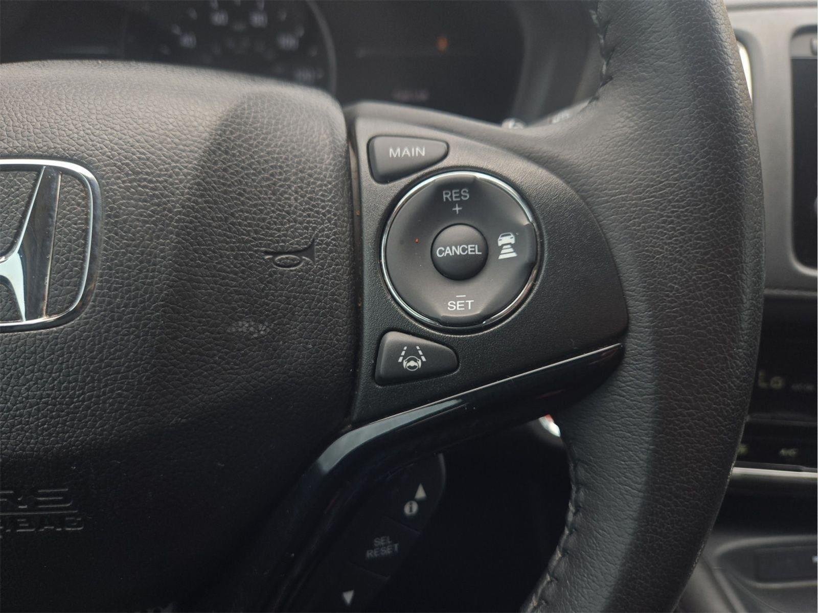 Used 2019 Crystal Black Pearl Honda EX-L image 19