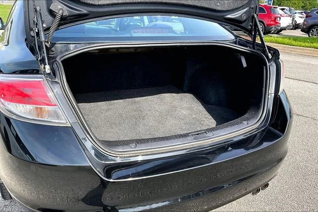 Used 2012 Black Mazda i Touring image 25