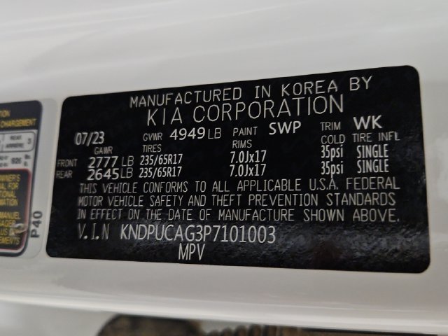 Used 2023 White Kia LX image 35