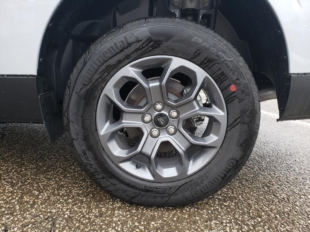 New 2025 Space White Metallic Ford XLT image 20