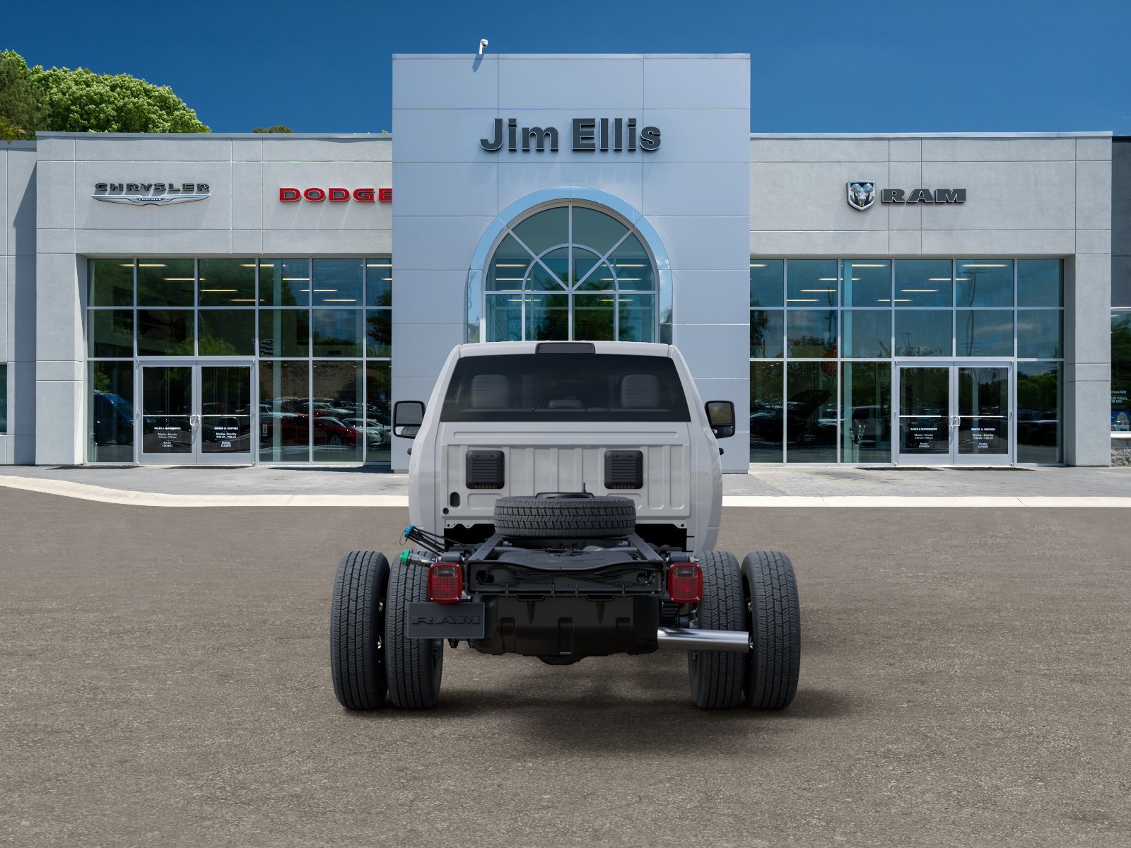New 2026 Bright White Clear-Coat Exterior Paint RAM Tradesman image 33