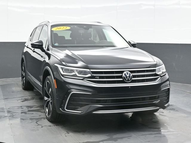 Used 2022 Black Volkswagen 2.0T SEL R-Line image 6