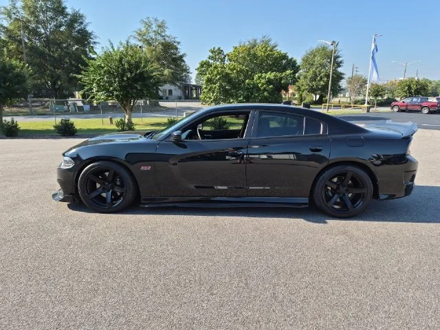Used 2019 Black Dodge R/T Scat Pack image 6