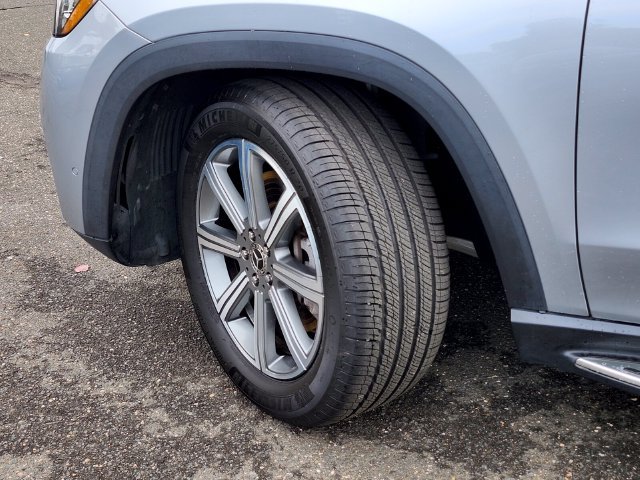 Certified Used 2023  Mercedes-Benz GLS 450 image 36