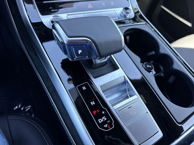 2025 Audi Q8 Premium Plus - Photo 20