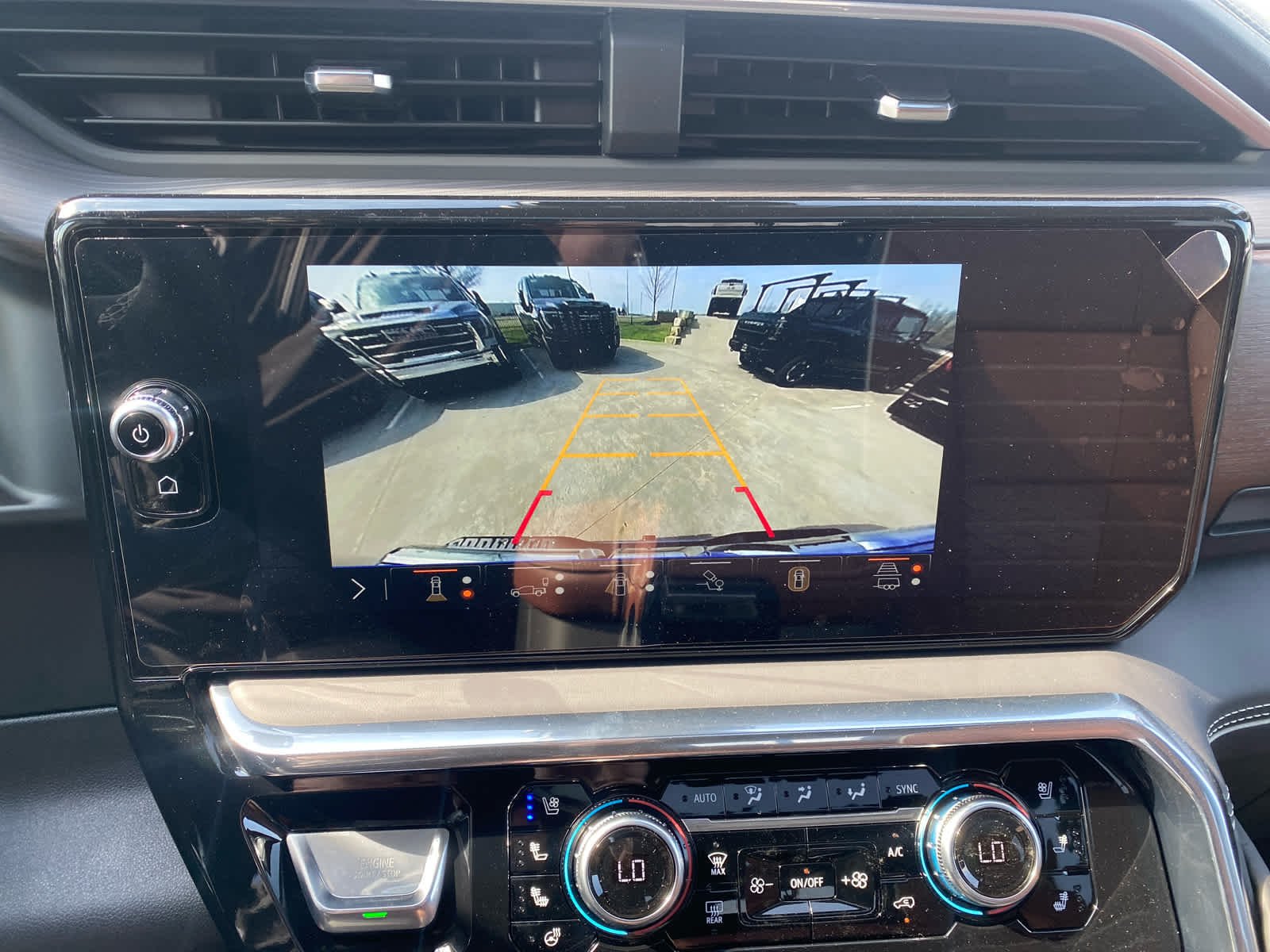 2026 GMC Sierra 1500 Denali Ultimate - Photo 21