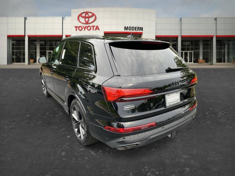 Used 2026 Black Metallic Audi Premium Plus image 6