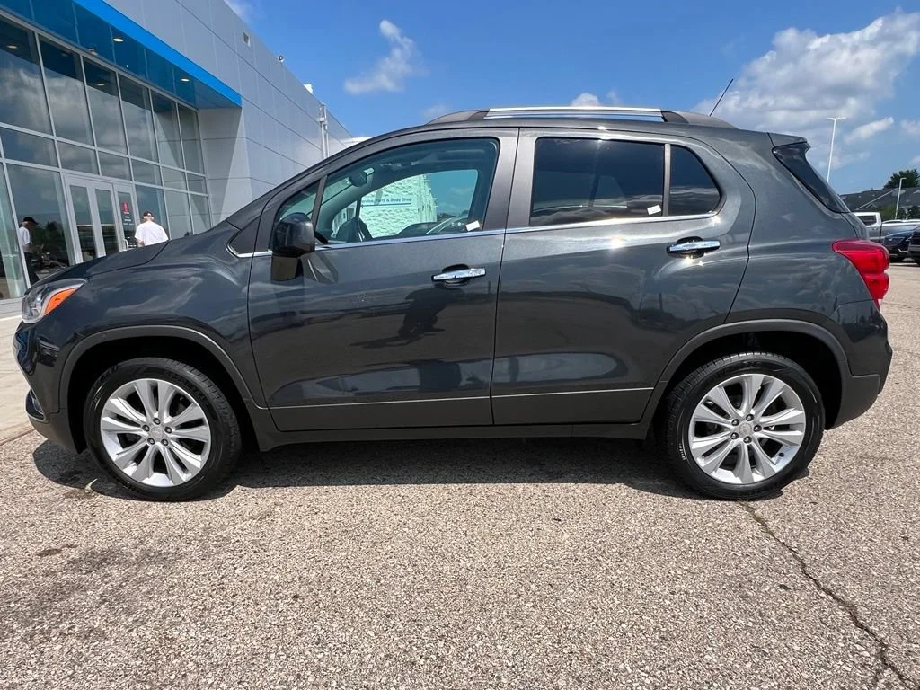 Certified 2017 Chevrolet Trax Premier with VIN 3GNCJRSB9HL259055 for sale in Mount Pleasant, WI