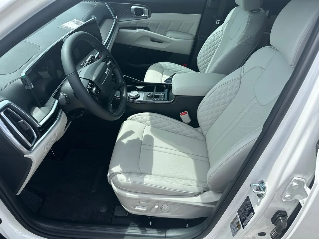 New 2026 White Kia X-Line SX Prestige image 9