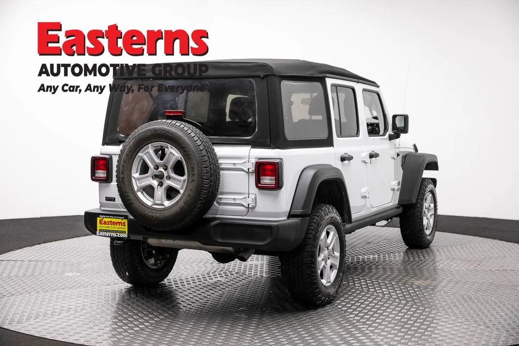 Used 2018 White Jeep Unlimited Sport S image 5