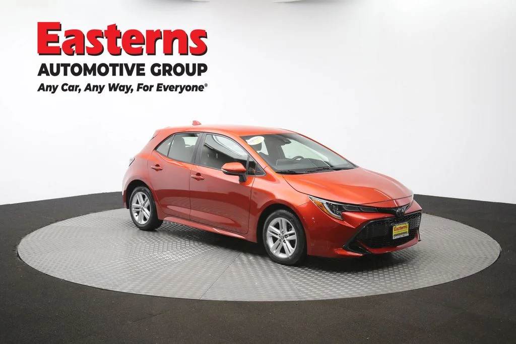 Used 2019 Red Toyota SE image 47