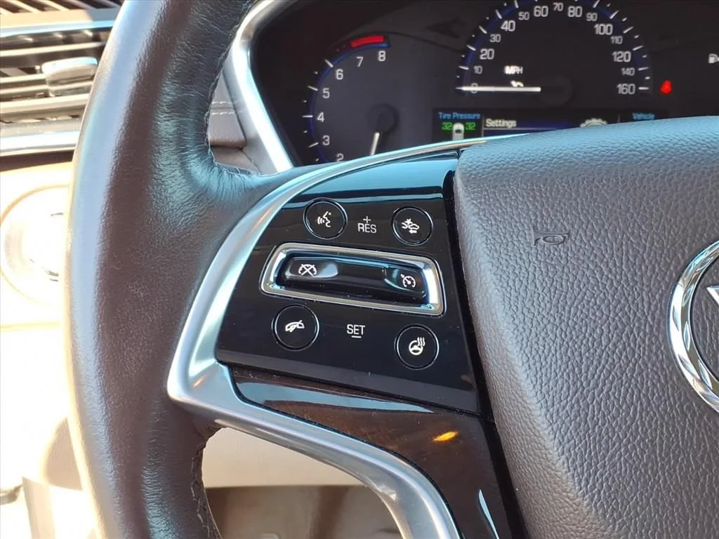 Used 2015 SILVER COAST METALLIC Cadillac Luxury Collection image 15