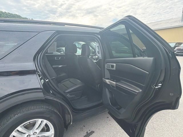 Used 2023 Black Ford XLT image 34