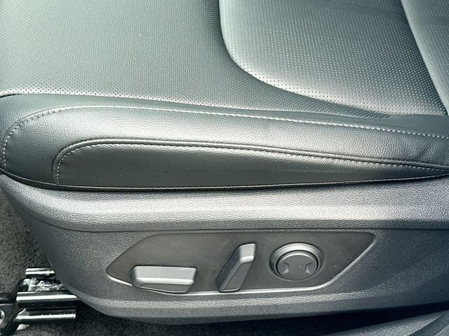 Certified Used 2026 White Kia EX image 18