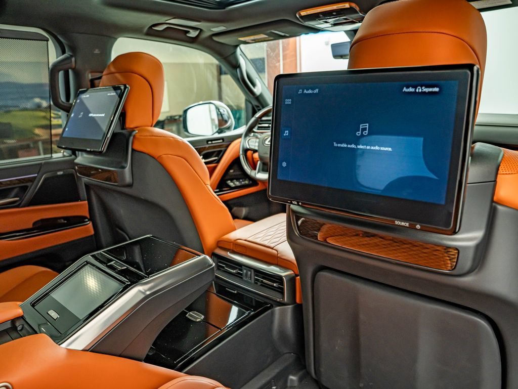New 2025 Nori Green Pearl Lexus 700h Ultra Luxury image 40