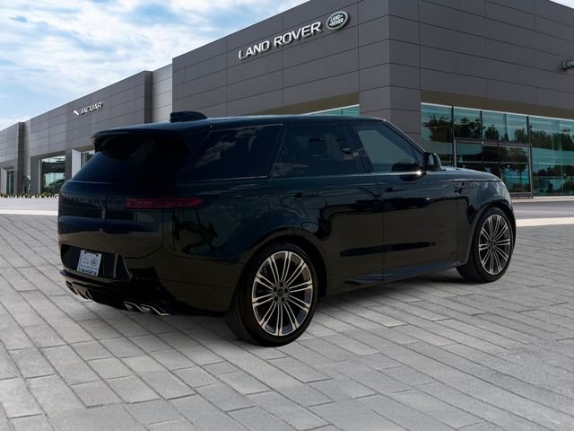 New 2026 British Racing Green Land Rover Autobiography image 5