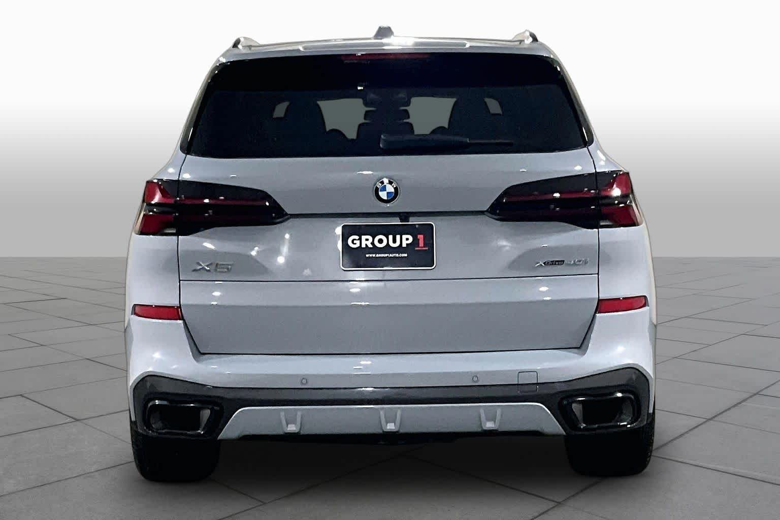 Certified Used 2024 Brooklyn Grey Metallic BMW xDrive40i image 4