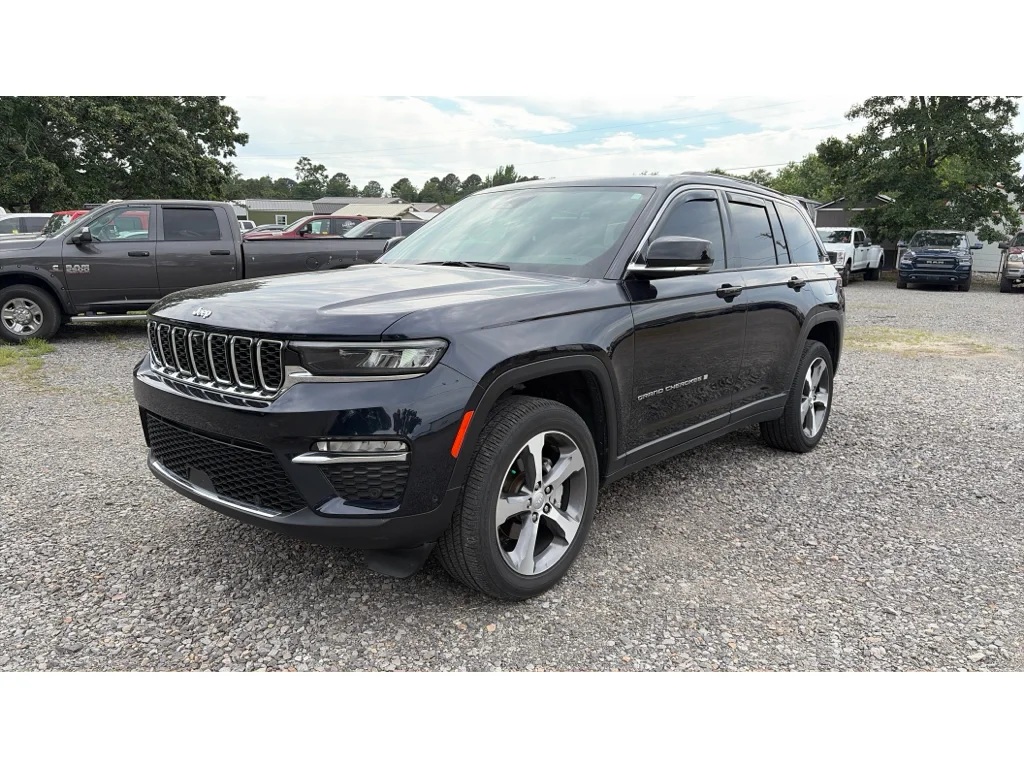 2023 Jeep Grand Cherokee Limited 4x4's photo