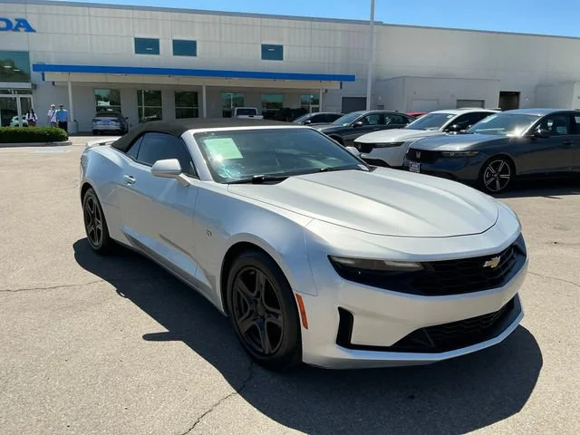 Used 2019 Silver Ice Metallic Chevrolet 1LT image 7