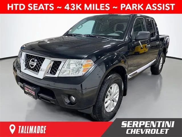 2016 Nissan Frontier 4.0 SV Crew Cab 4X4 AT SWB's photo