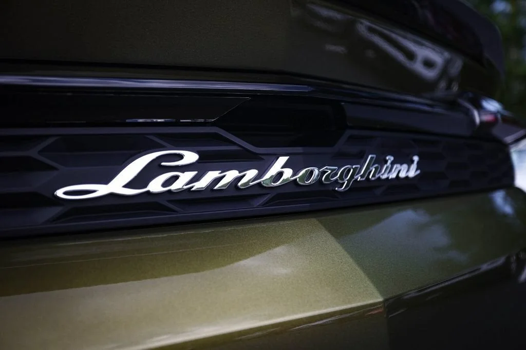 Used 2026 Verde Gea Lucido Metallic Lamborghini SE image 20