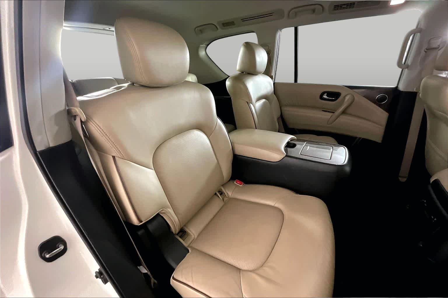 Used 2019 Pearl White Tricoat Nissan SL image 20