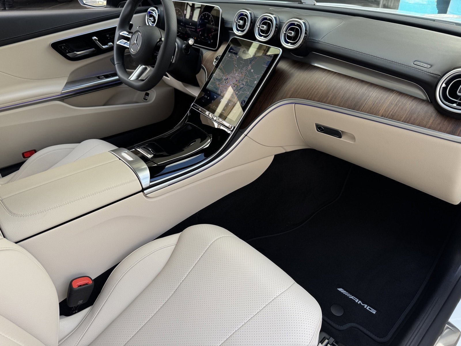 New 2026 Polar White Mercedes-Benz CLE 300 image 38