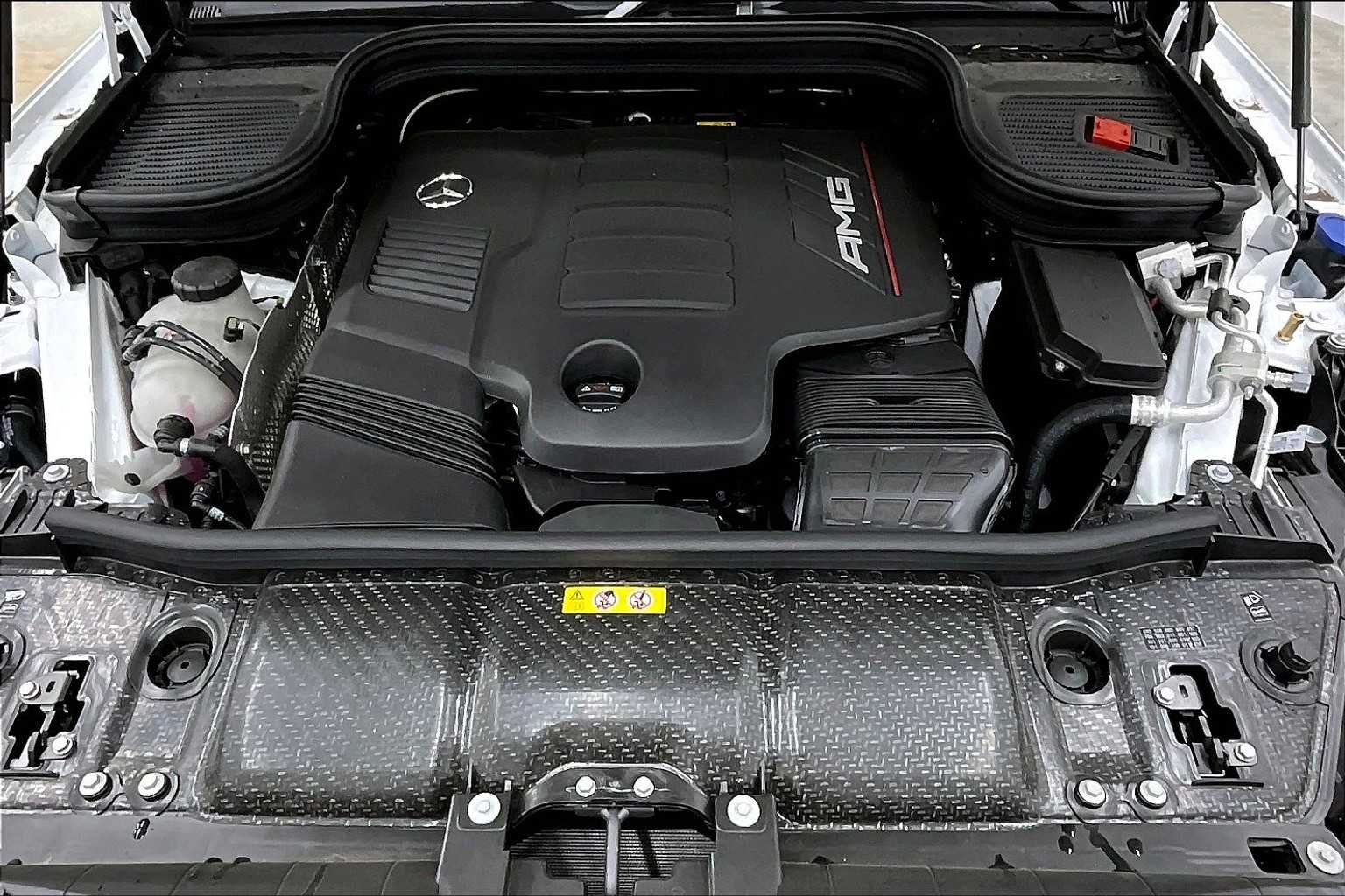 2025 Mercedes-Benz GLE AMG GLE 53 - Photo 11