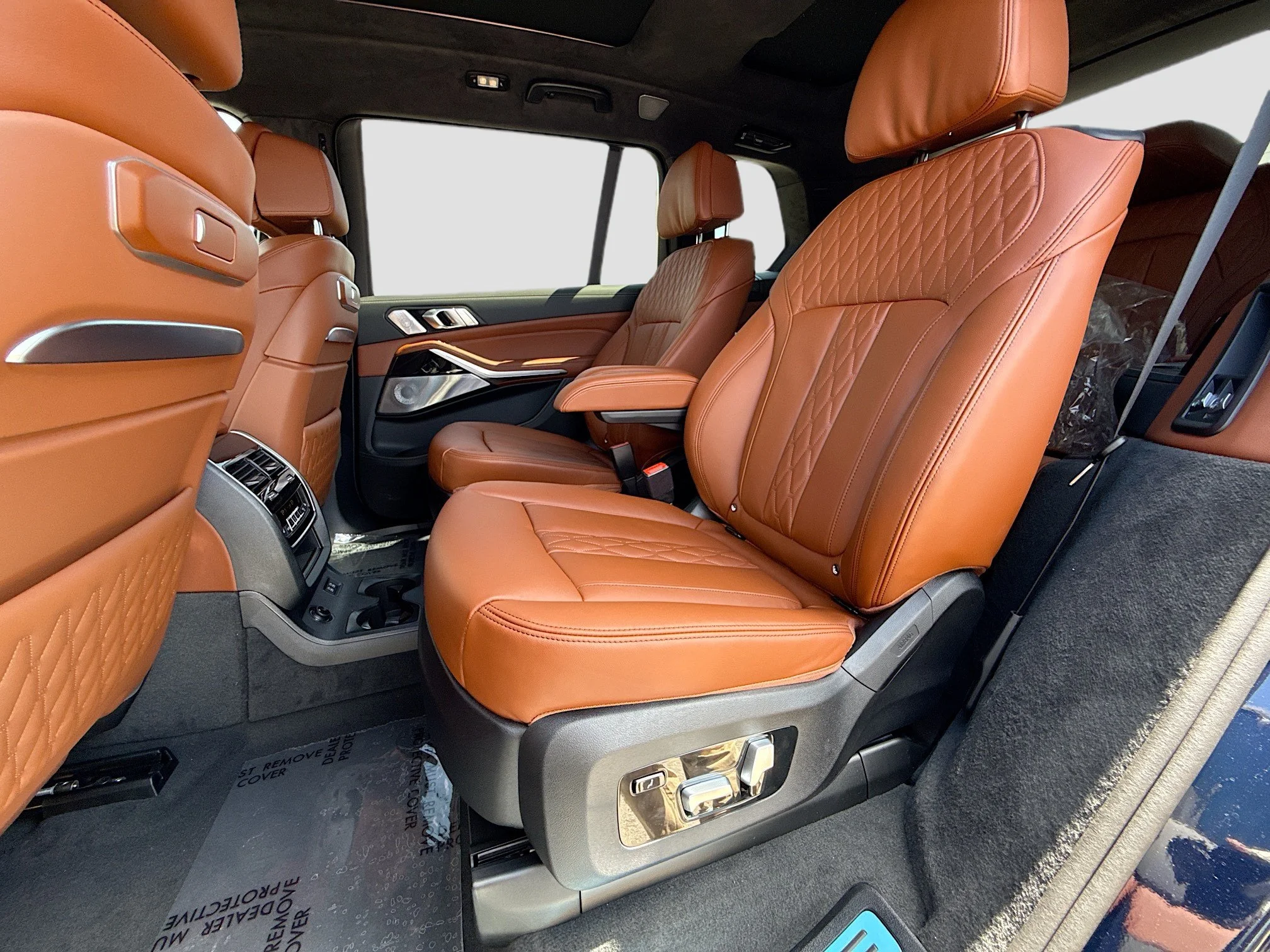 New 2026 Tanzanite Blue II Metallic BMW ALPINA XB7 image 24