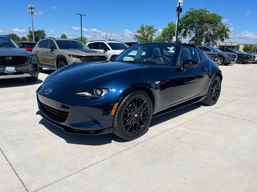 Used 2025 Blue Mazda Club image 13
