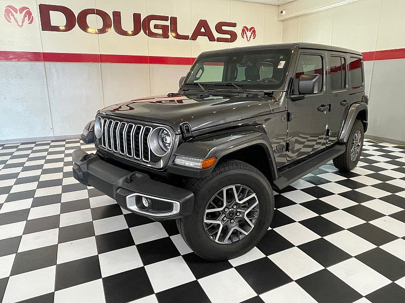 Used 2025 GRAY Jeep Sahara 4 Door 4x4 image 1